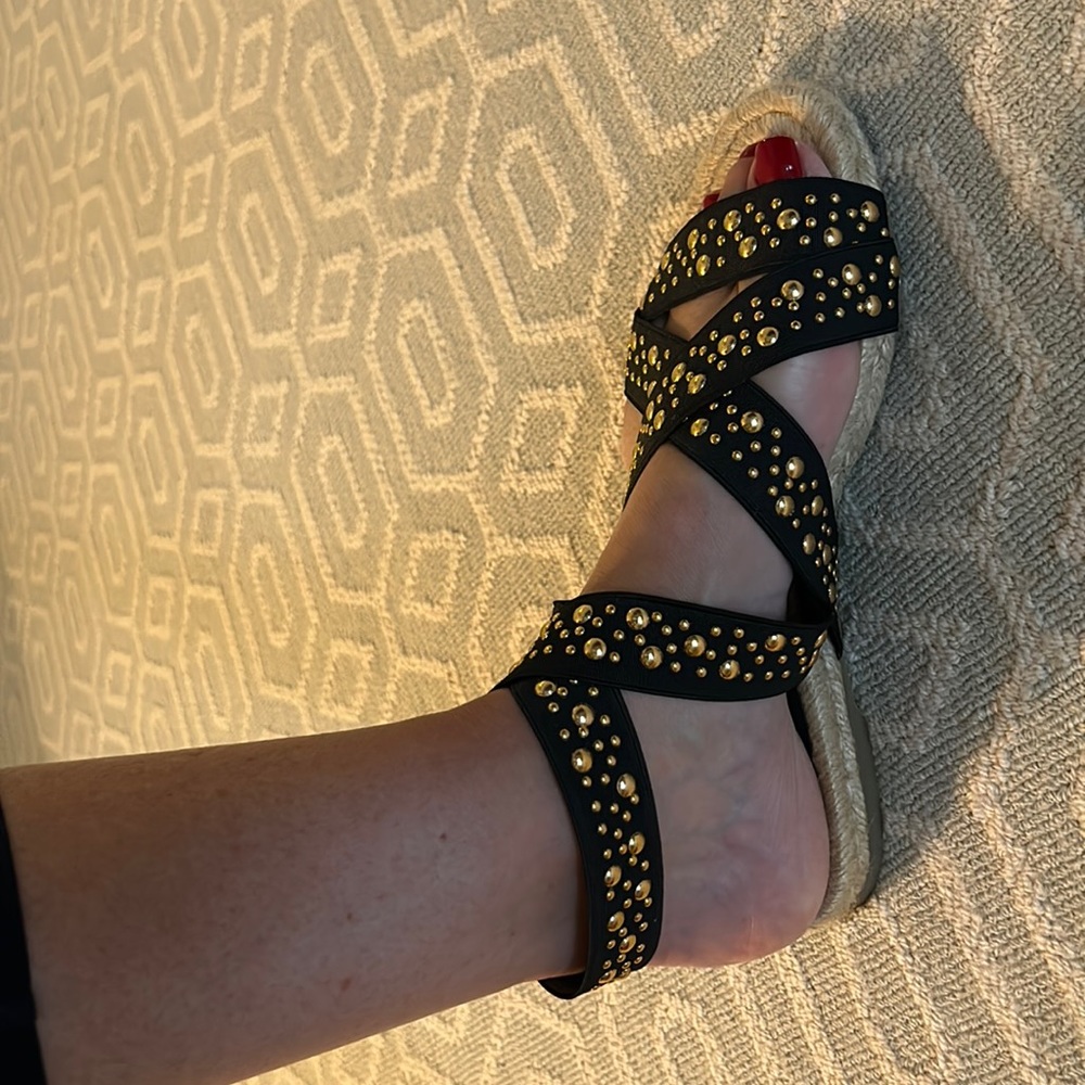Castaner small platform black and gold sandal